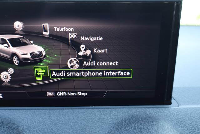 Audi Q2 35 TFS Autom, S-line , Virtual cockpit, Carplay, sfeerverl. Matrix! NAP!