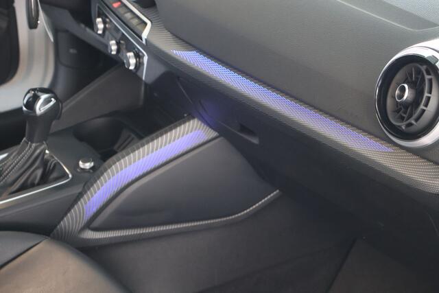 Audi Q2 35 TFS Autom, S-line , Virtual cockpit, Carplay, sfeerverl. Matrix! NAP!