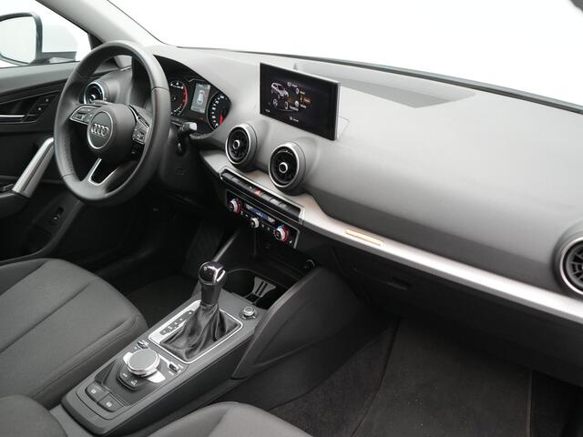 Audi Q2 35 TFSI Advanced edition 150pk AUTOMAAT | Adaptive Cruise | Camera | Matrix LED | Keyless Entry | Voorstoelen Verwarmd | Apple Carplay | DAB | Lane Assist |