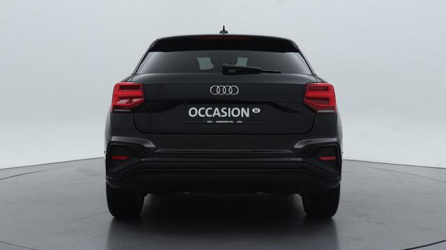 Audi Q2 35 150pk Automaat TFSI S Edition | Stoelverwarming | Adaptive cruise | Zwart optiek | 76