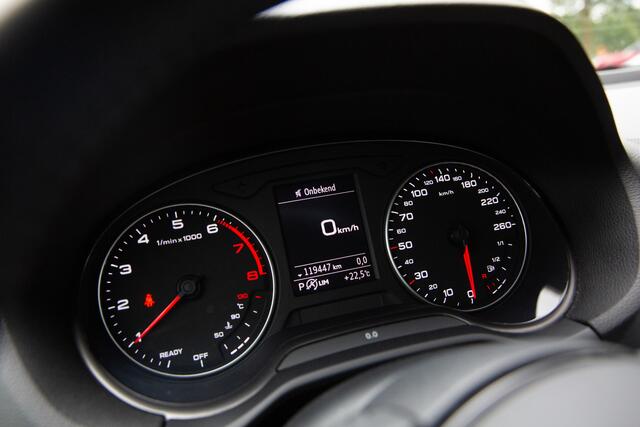 Audi Q2 30 TFSI Design Pro Line Plus , Cruise control, Carplay,
