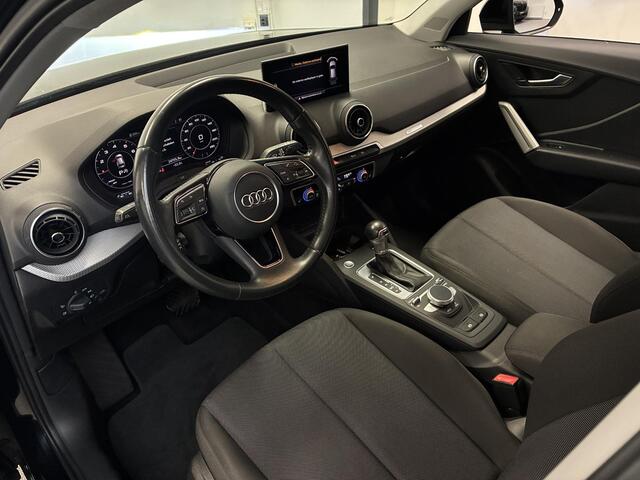 Audi Q2 30 TFSI Sport Edition | TREKHAAK | ADAP. CRUISE | STOELVERWARMING | +WINTERBANDEN |