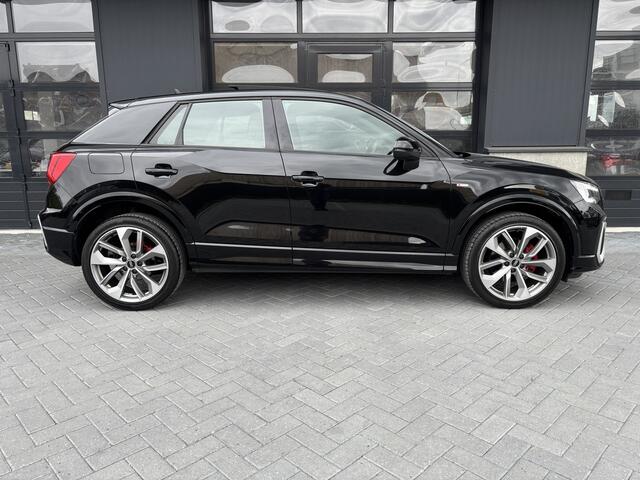Audi Q2 35 TFSI S-line Pano B&O Keyless Matrix ACC