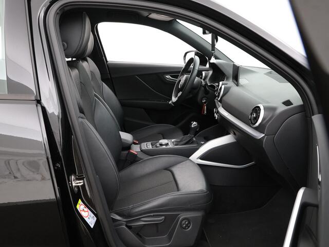 Audi Q2 35 TFSI 150pk S Edition · Camera · Keyless · Adaptive Cruise Control · Matrix LED · Audi Sound · Apple/Android Car Play · Virtual Cockpit ·