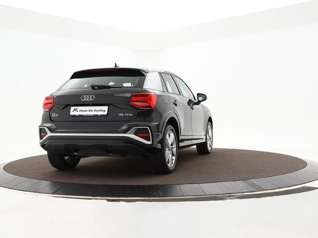 Audi Q2 35 TFSI 150pk S Edition · Camera · Keyless · Adaptive Cruise Control · Matrix LED · Audi Sound · Apple/Android Car Play · Virtual Cockpit ·