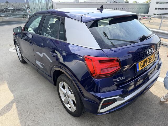 Audi Q2 35 TFSI 150Pk S Edition / Camera / Stoelverwarming / Keyless / Matrix