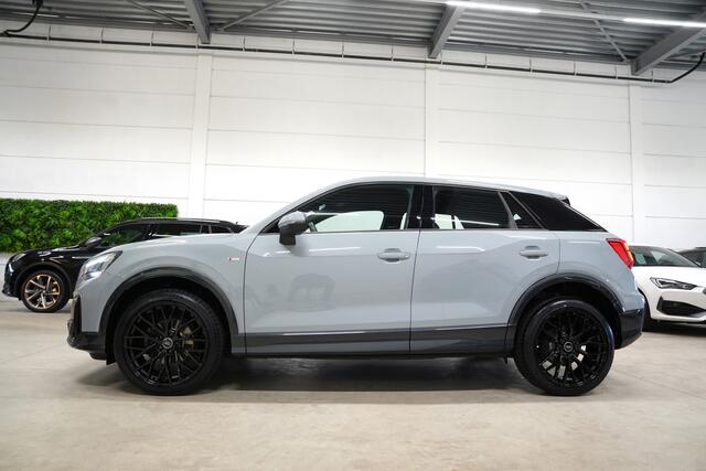 Audi Q2 35 TFSI S Edition * Matrix - Virtual - Keyless - 19" - Camera - App - Sound *