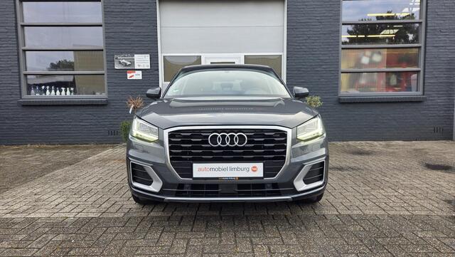Audi Q2 1.0 TFSI Design Ultra | AUTOMAAT | NANOGRIJS | VEEL OPTIES | VOLLEDIGE ONDERHOUDSHISTORIE