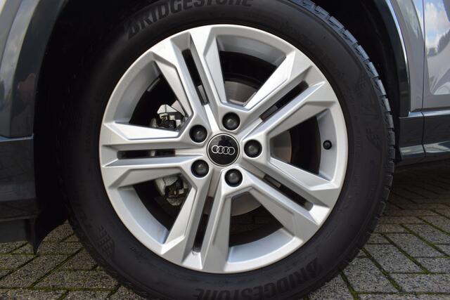 Audi Q2 35 TFSI Advanced edition Automaat | Stoelverwarming | Cruise- & Climate Control | Camera | Navigatie |