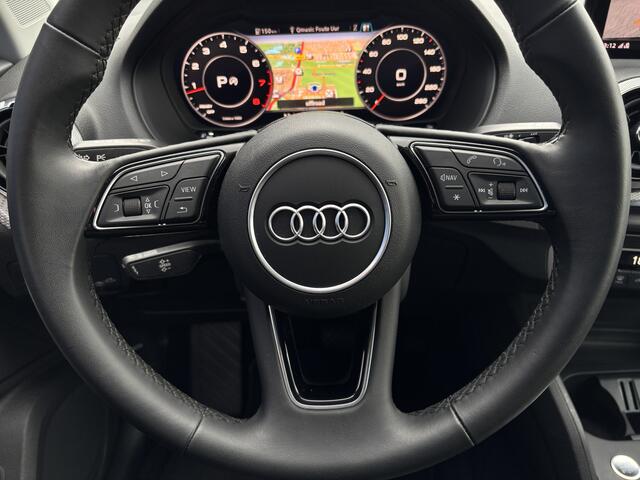 Audi Q2 35 TFSI S-Line Black Ed. Keyless Camera