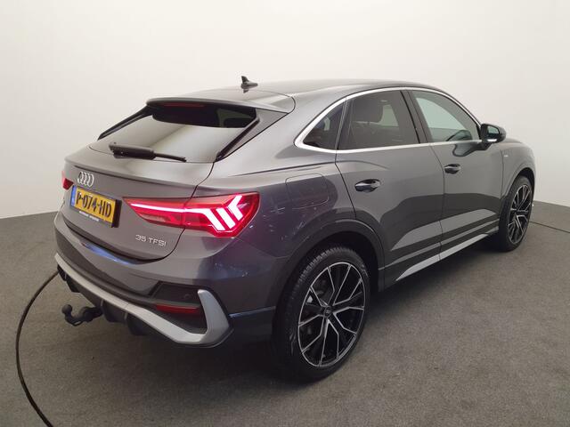 Audi Q3 Sportback 35 TFSI 150pk S-Tronic S-Line 20" Wielen, Half leder/alcantara, Wegklapbare trekhaak, Dodehoek sensoren