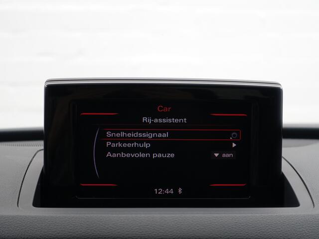 Audi Q3 2.0 TFSI Quattro S Line+ Aut- Xenon Led, Leder Sport Interieur, Sfeerverlichting, Park Assist, Trekhaak