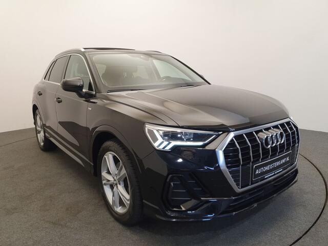 Audi Q3 35 TFSI 150pk S-Tronic S-Line Wegklapbare trekhaak, Panoramadak, Camera