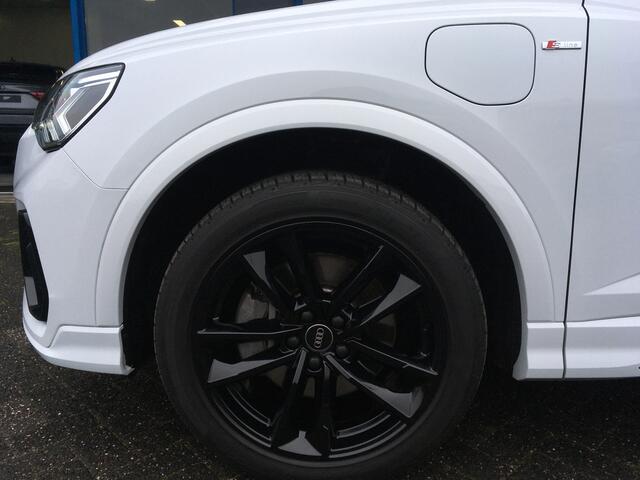 Audi Q3 Sportback 45 TFSI e S-line Black Pano Sonos