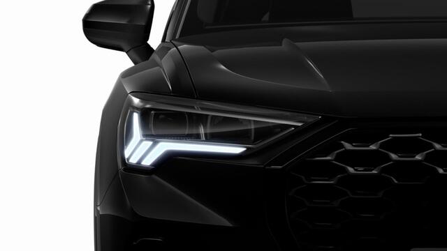 Audi Q3 Sportback 45 TFSI e 245 S tronic S edition Automaat | Elek.inklapbare buitenspiegels | MMI navigatie plus | Adaptive cruise control | Achteruitrijcamera | Bekleding twinleder | LED-koplampen | Audi soundsystem | Aut. dimmende binnenspiegel | Optiekpakket 