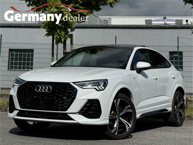 Audi Q3 Sportback 45TFSI E S-Edition Optic Black Pano Camera Matrix-Led ACC Virtual 20-Inch Keyless