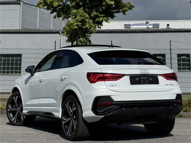 Audi Q3 Sportback 45TFSI E S-Edition Optic Black Pano Camera Matrix-Led ACC Virtual 20-Inch Keyless