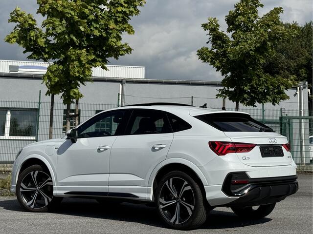 Audi Q3 Sportback 45TFSI E S-Edition Optic Black Pano Camera Matrix-Led ACC Virtual 20-Inch Keyless