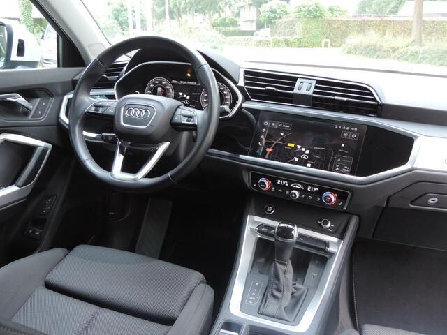 Audi Q3 45 TFSI e PHEV S-tronic - Memory | ACC | Camera | Parkeer pakket | Led | Virtual | Elektr. klep