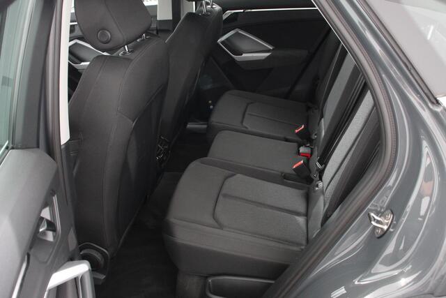 Audi Q3 Sportback 45 TFSI attitude Plus PHEV 245 PK climacontrol | Adaptive Cruise control | PDC V + A | Navigatie | Elektrische Kofferbak | LMV Velgen