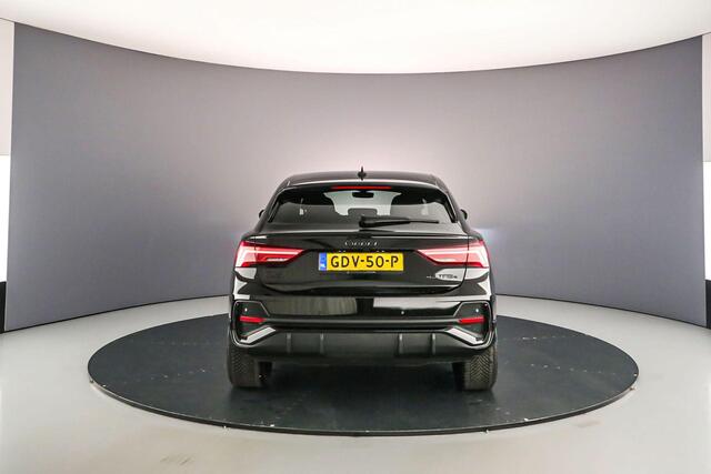 Audi Q3 Sportback S Edition 45 TFSI e 245pk | Adaptive cruise control | 20 inch | Achteruitrijcamera | Navigatie | Elektrische achterklep | S-line | Stoelverwarming | LED verlichting |