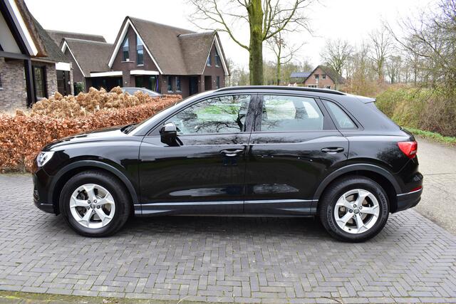 Audi Q3 40 TFSI quattro Advanced 190PK AUTOMAAT. BLACK ED.