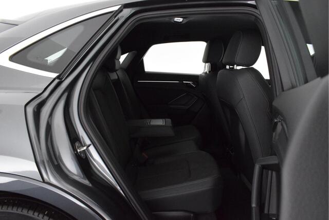 Audi Q3 Sportback 35 TFSI 150pk S-Tronic 2x S-Line Trekhaak Camera Led Virtual Cockpit Navigatie
