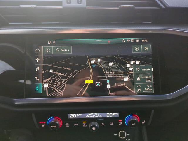 Audi Q3 35 TFSI S edition AUT/ Metallic/ Digitale Cockpit/ / Led/ Panoramadak/ S Line int. + ext. / Leer/ Elec. K./ Clima/ Navi/ Parkeersensor A/ 18 lmv/
