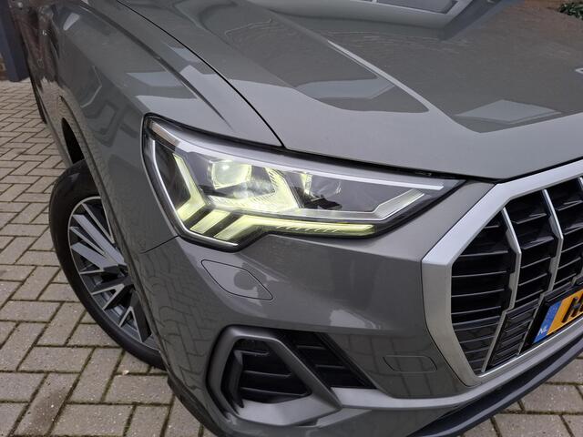 Audi Q3 45 TFSI e S edition Panorama/19INCH/trekhaak