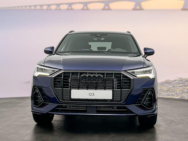 Audi Q3 S edition Competition 35 TFSI 110 kW / 150 pk Hatc