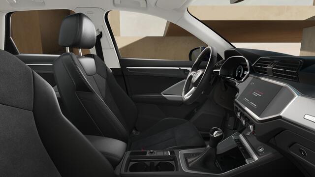 Audi Q3 45 TFSI e S edition | Keyless | Carplay | Adapt. Cruise | 19 Inch | Stoelverwarming | S Line |