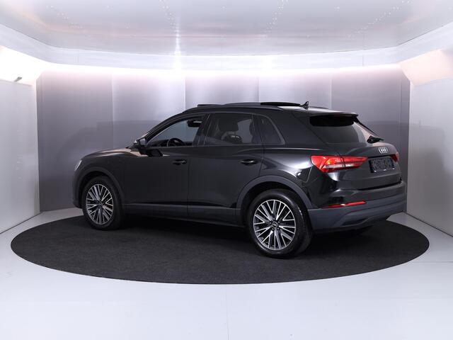 Audi Q3 45 TFSI e Advanced edition 245 pk S-tronic | Navigatie | Panoramadak | Parkeersensoren achter | Stoelverwarming |