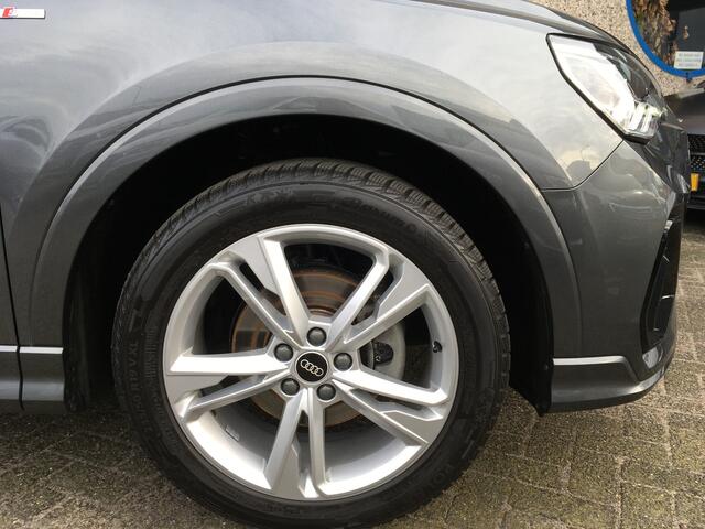 Audi Q3 Sportback 35 TFSI S-line trekhaak sfeerverlichting