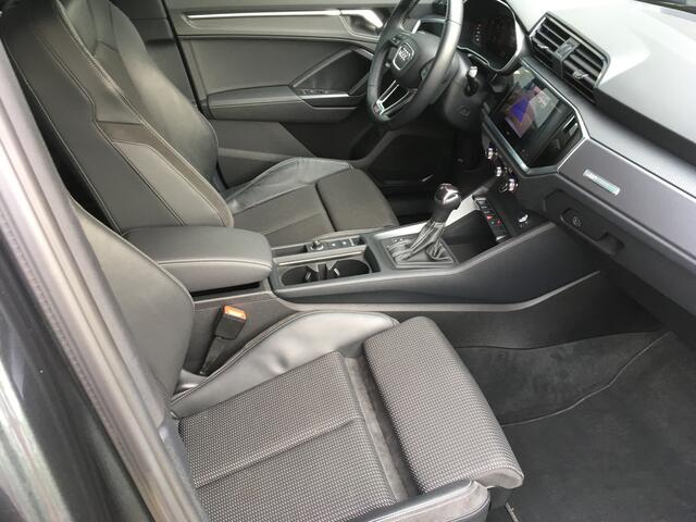 Audi Q3 Sportback 35 TFSI S-line trekhaak sfeerverlichting