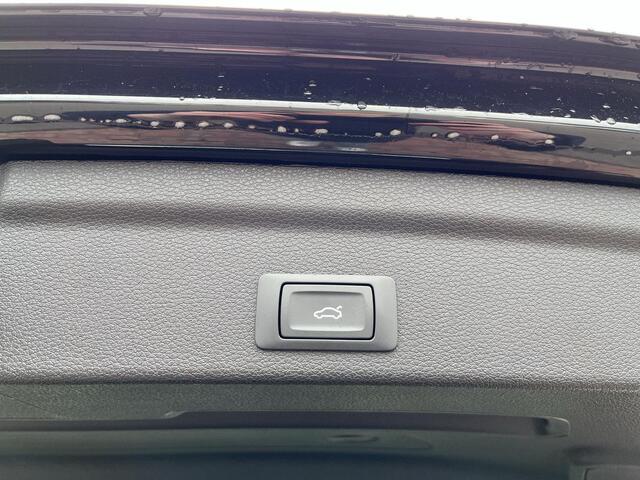 Audi Q3 Sportback 35 TFSI S Edition | 150Pk | Pano | Trekhaak | Elec. klep | Automaat |