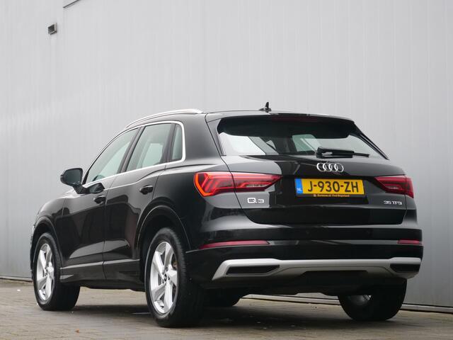Audi Q3 35 TFSI 150pk S edition Automaat Navigatie / Stoelverwarming / LED / Sportstoelen