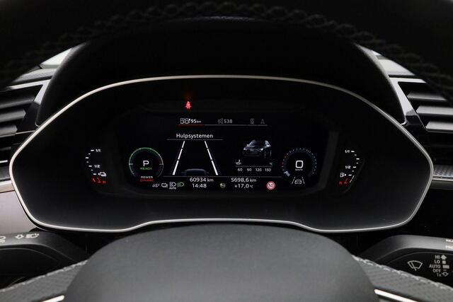 Audi Q3 45 TFSI e 245 pk S-tronic S edition / S-Line | Panoramadak | Achteruitrijcamera | Navigatie | Keyless Entry