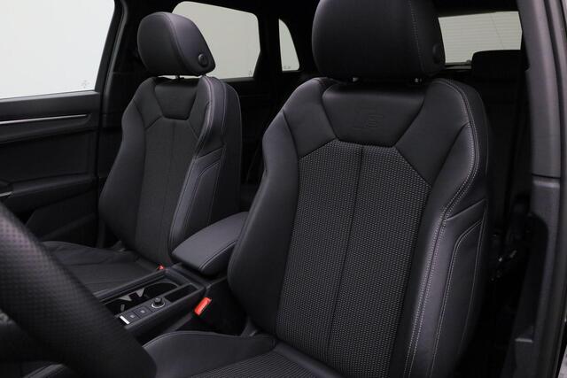 Audi Q3 45 TFSI e 245 pk S-tronic S edition / S-Line | Panoramadak | Achteruitrijcamera | Navigatie | Keyless Entry