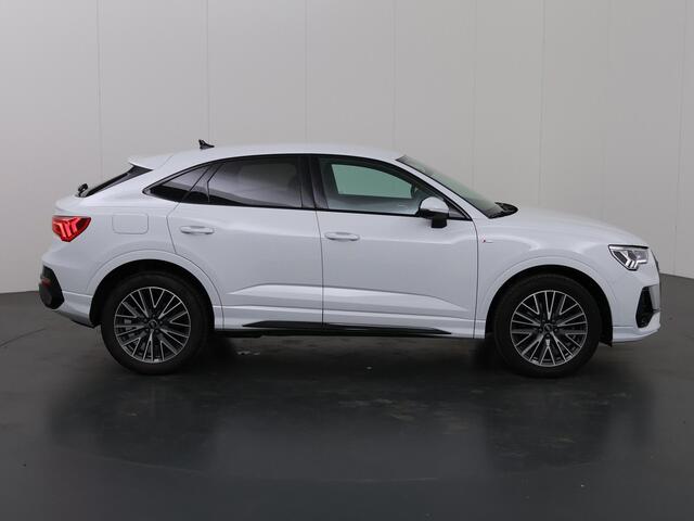 Audi Q3 Sportback 45 TFSI e S line |2x S line | Navigatiesysteem | Cruise Control Adaptief | Virtual Cockpit | Carplay | Elektr. Achterklep |