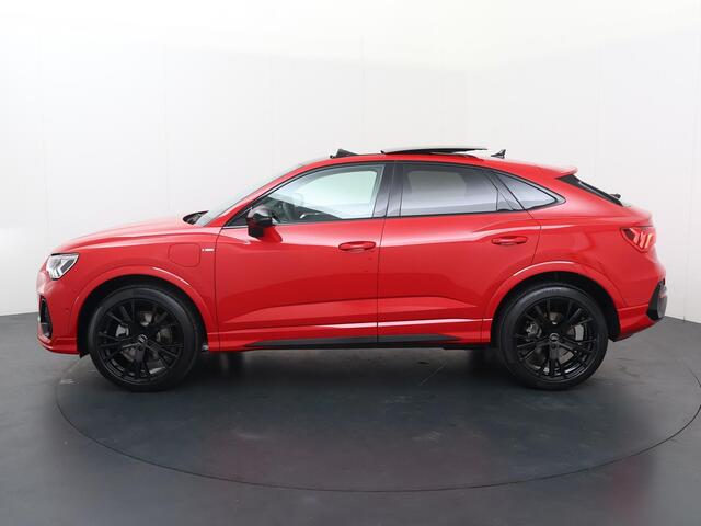 Audi Q3 Sportback 45 TFSI e S Edition | 245 PK | Trekhaak | Panoramadak | Black optiek | Lichtmetalen velgen 20"|