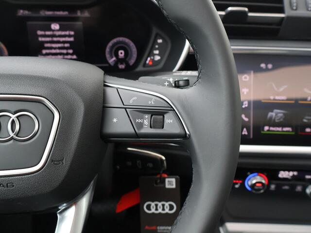 Audi Q3 Sportback 45 TFSI e S line | 245 PK | Trekhaak | Panoramadak | Lichtmetalen velgen 19"|