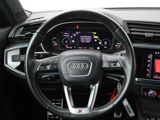 Audi Q3 45 TFSI e S edition | 240 PK | Automaat | Stoelverwarming | Lederen Bekleding | Navigatie | Elecktrische Kofferklep