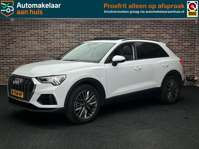 Audi Q3 45 TFSI e S edition Dealer Trekhaak Panoramadak Camera