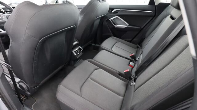 Audi Q3 35 TFSI | nwe model | Side en lane assist | Digi cockpit | Led