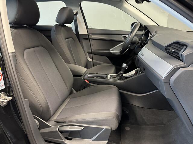 Audi Q3 45 TFSI e Panoramadak/Parkeersensoren/Elek.Achterklep