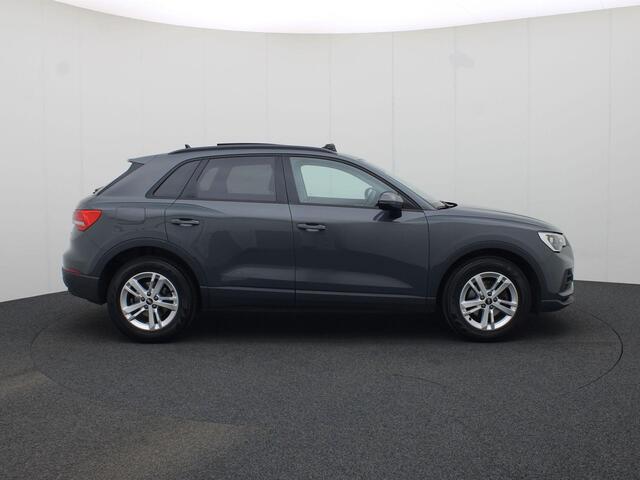 Audi Q3 35 TFSI/150PK Pro Line · Panoramadak · Parkeersensoren · Navigatie