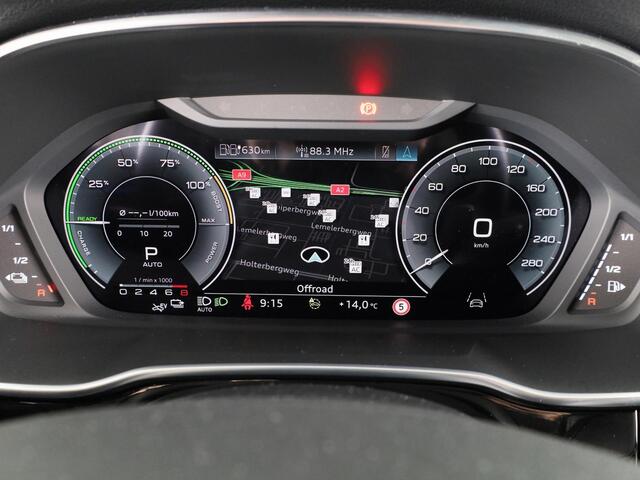 Audi Q3 45 TFSI e S edition 245pk | Panoramadak | Lederen bekleding | Parkeercamera | Verwarmbare voorstoelen