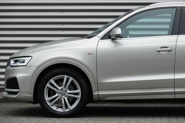 Audi Q3 1.4 TFSI CoD Sport S Line Edition | Panoramadak | Bose | Navi | Keyless | DAB |