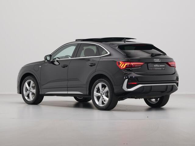Audi Q3 Sportback 45 TFSI e 245pk S Edition S Line Panoramadak Trekhaak Stoelverwarming