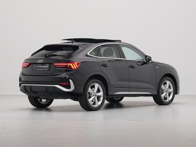 Audi Q3 Sportback 45 TFSI e 245pk S Edition S Line Panoramadak Trekhaak Stoelverwarming